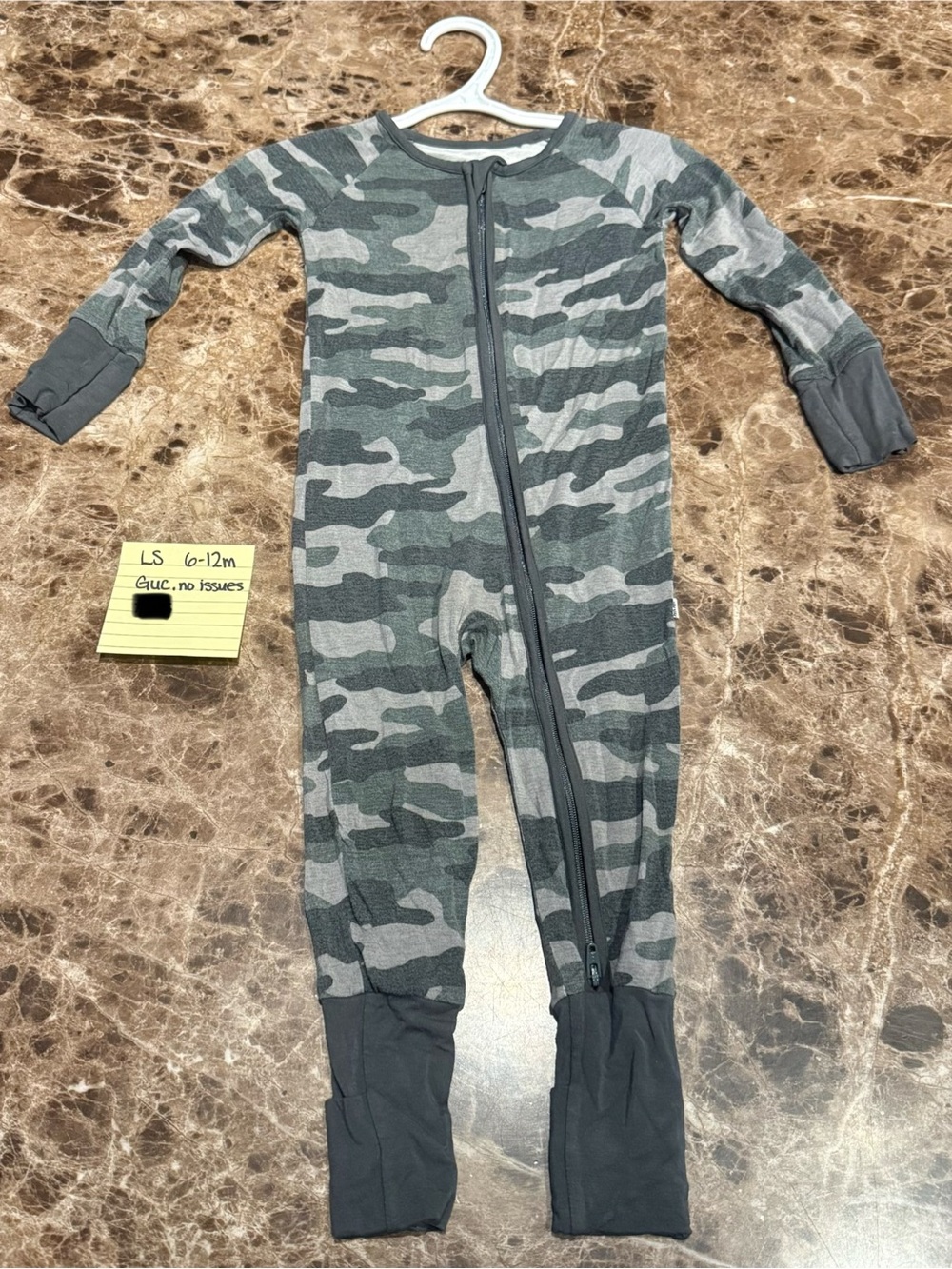 Little Sleepies camo 6-12m